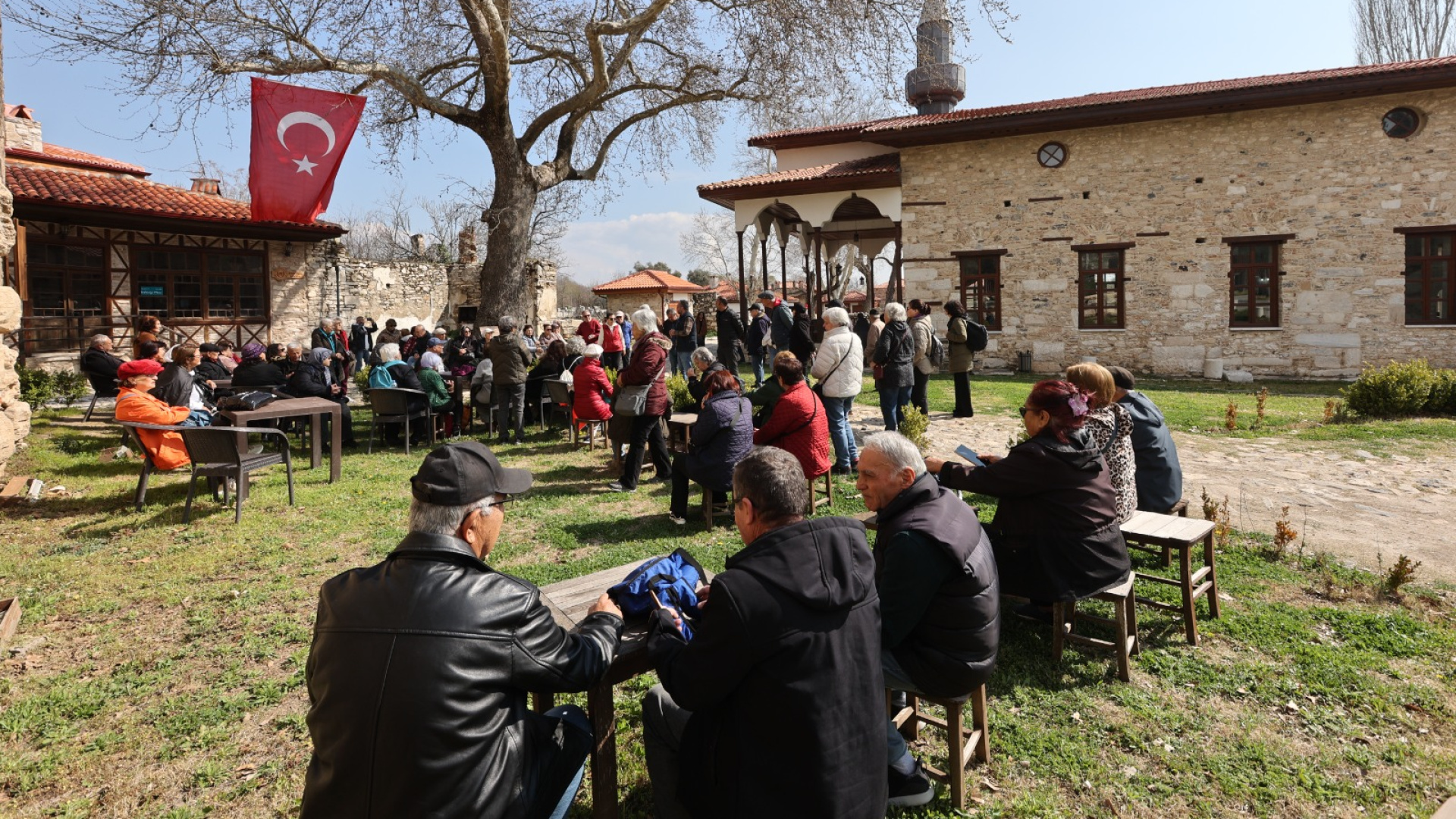 Muğla Büyükşehir'den Yaşlılar Haftası'na özel gezi | Son dakika haberleri