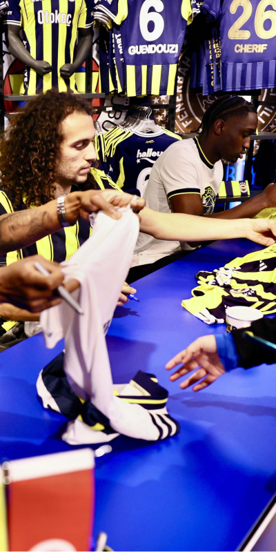 Guendouzi, Nene ve Cherif, taraftarlarla buluştu!