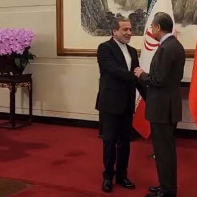 İran Dışişleri Bakanı, Çinli mevkidaşı ile görüştü