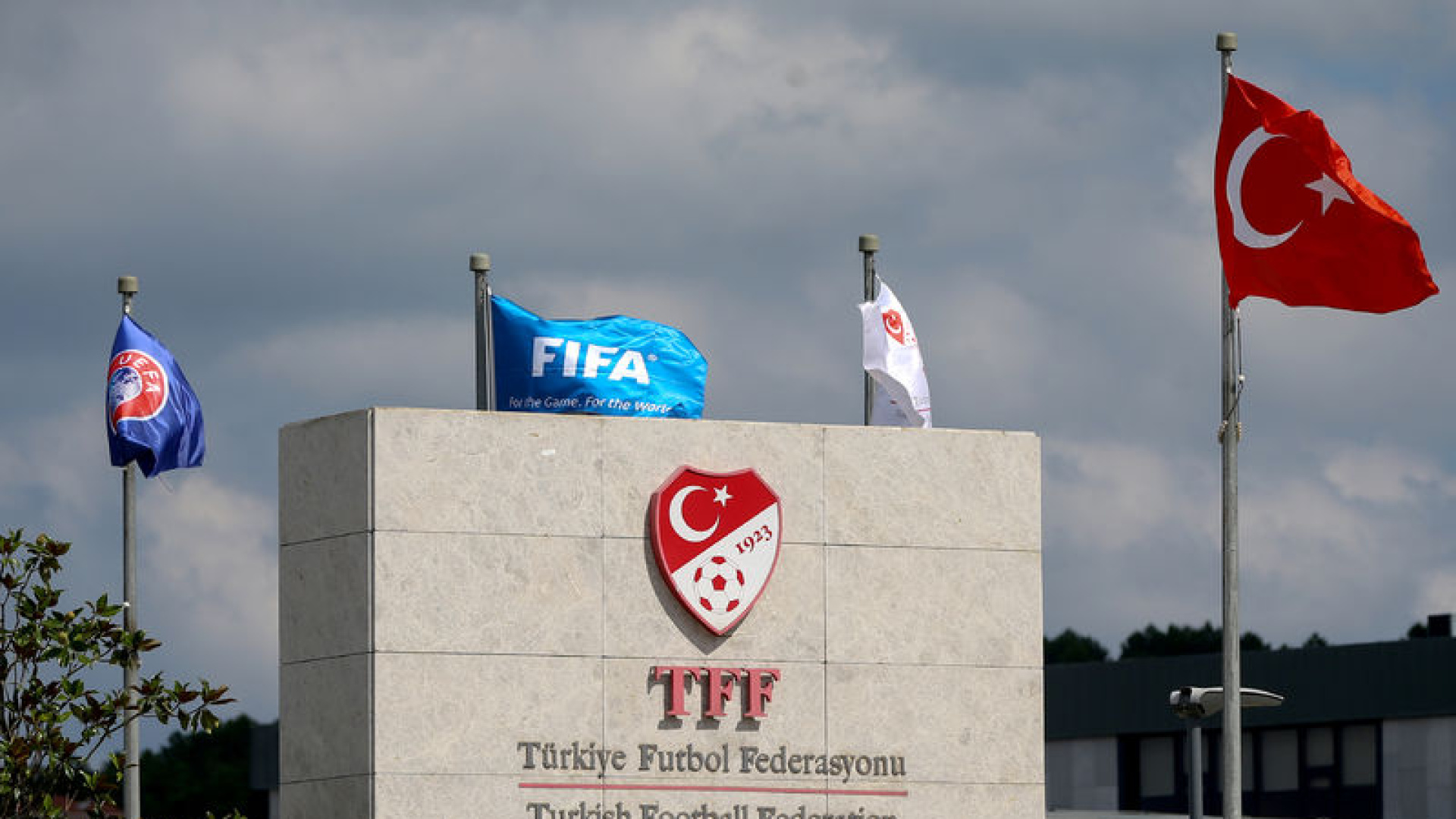 Süper Lig'de 4 Kulüp ve Oyuncular PFDK'ya Sevk Edildi