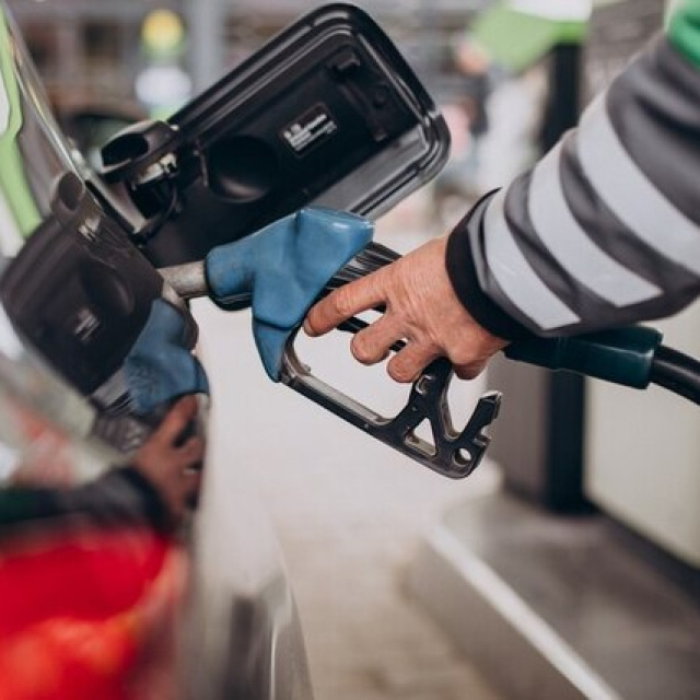 Akaryakıta çifte indirim geldi