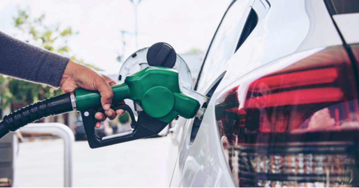 AKARYAKITA ÇİFTE İNDİRİM! Benzin ve Motorin Fiyatları Ne Oldu?