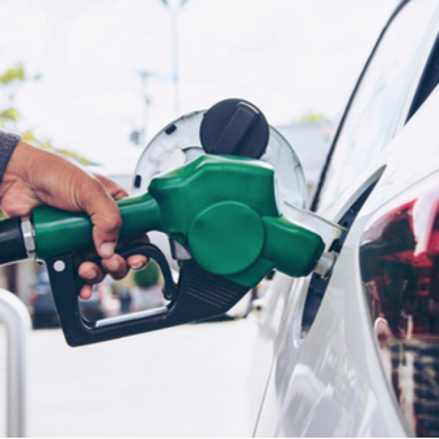 Akaryakıta çifte indirim geldi