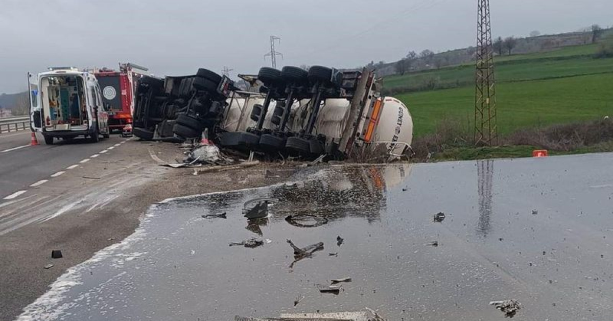 Tekirdağ'da Tanker Devrişi Sürücüsü Ölümü