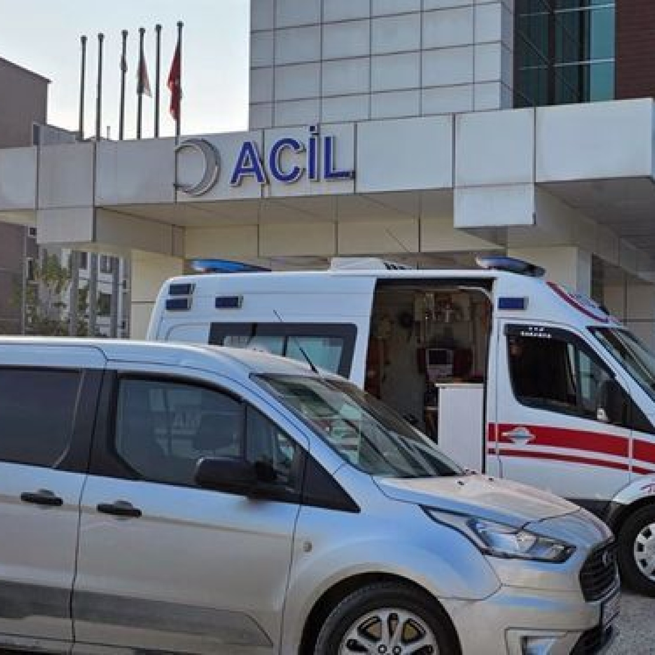 Yeğen dayısını vurarak öldürdü 