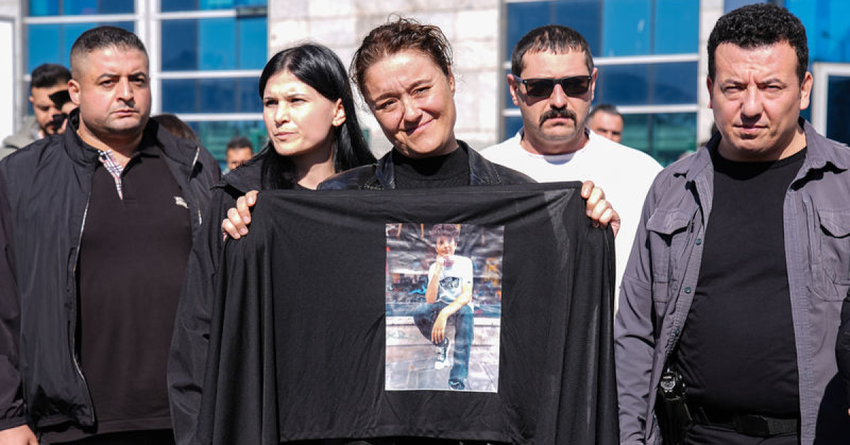 Bıçaklı saldırıda öldürülen Minguzzi'nin annesini tehdit eden şüpheli