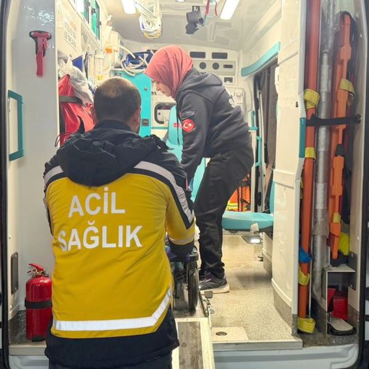 18 günlük yaşam mücadelesini kaybetti