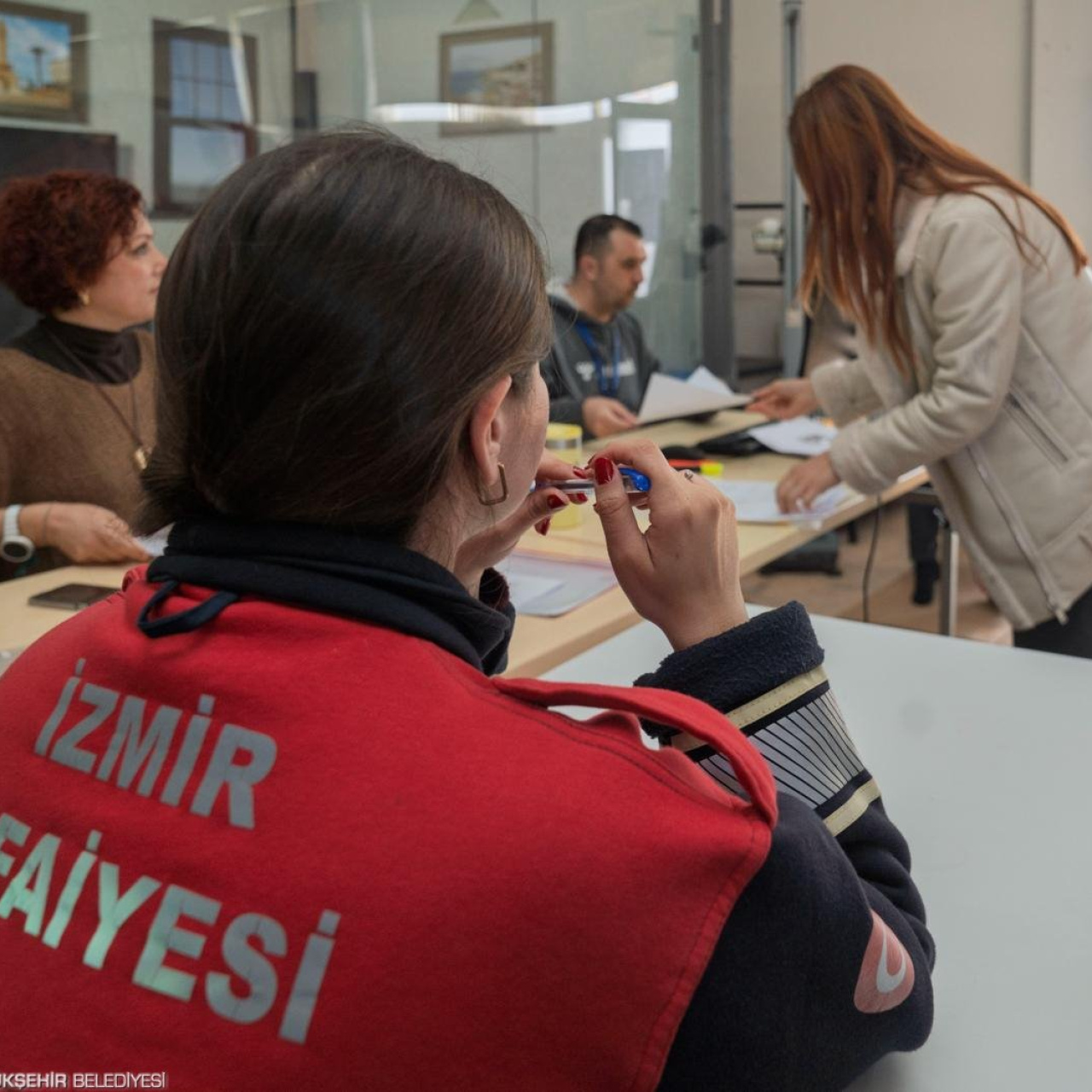 İzmir Büyükşehir itfaiye personeli alacak