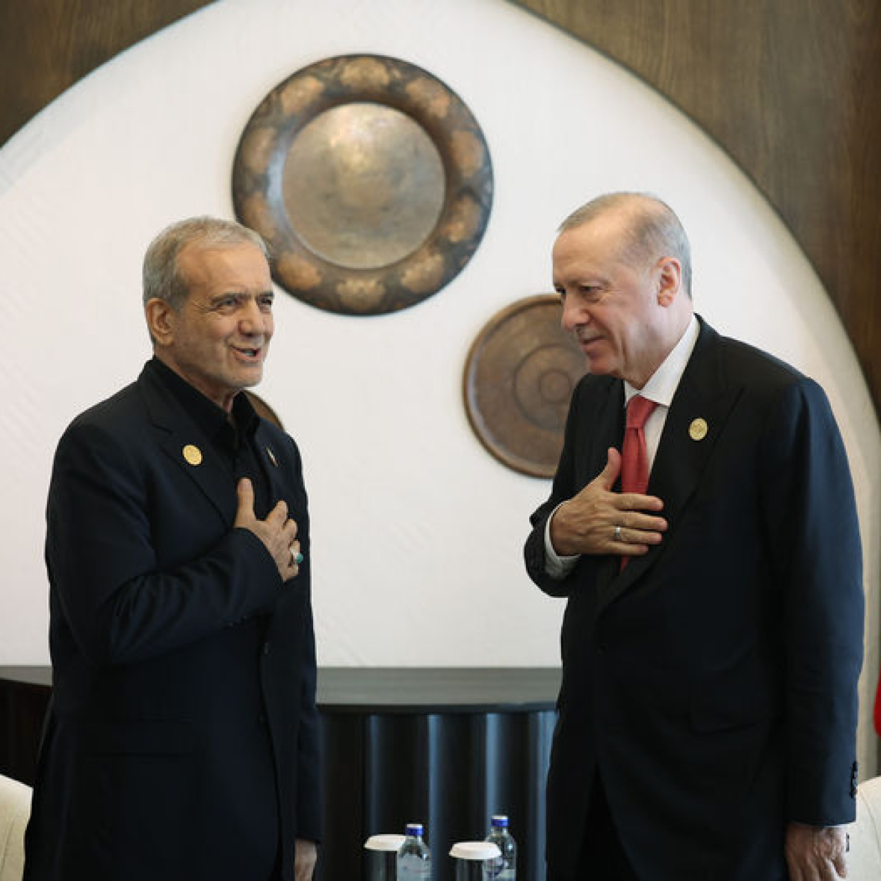 Pezeşkiyan'dan Türkçe mesaj