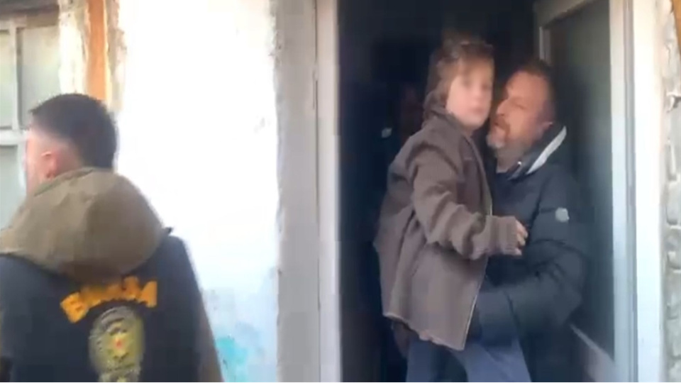 Küçük çocuğun 7 yıllık esaretinde DNA sonucu çıktı!