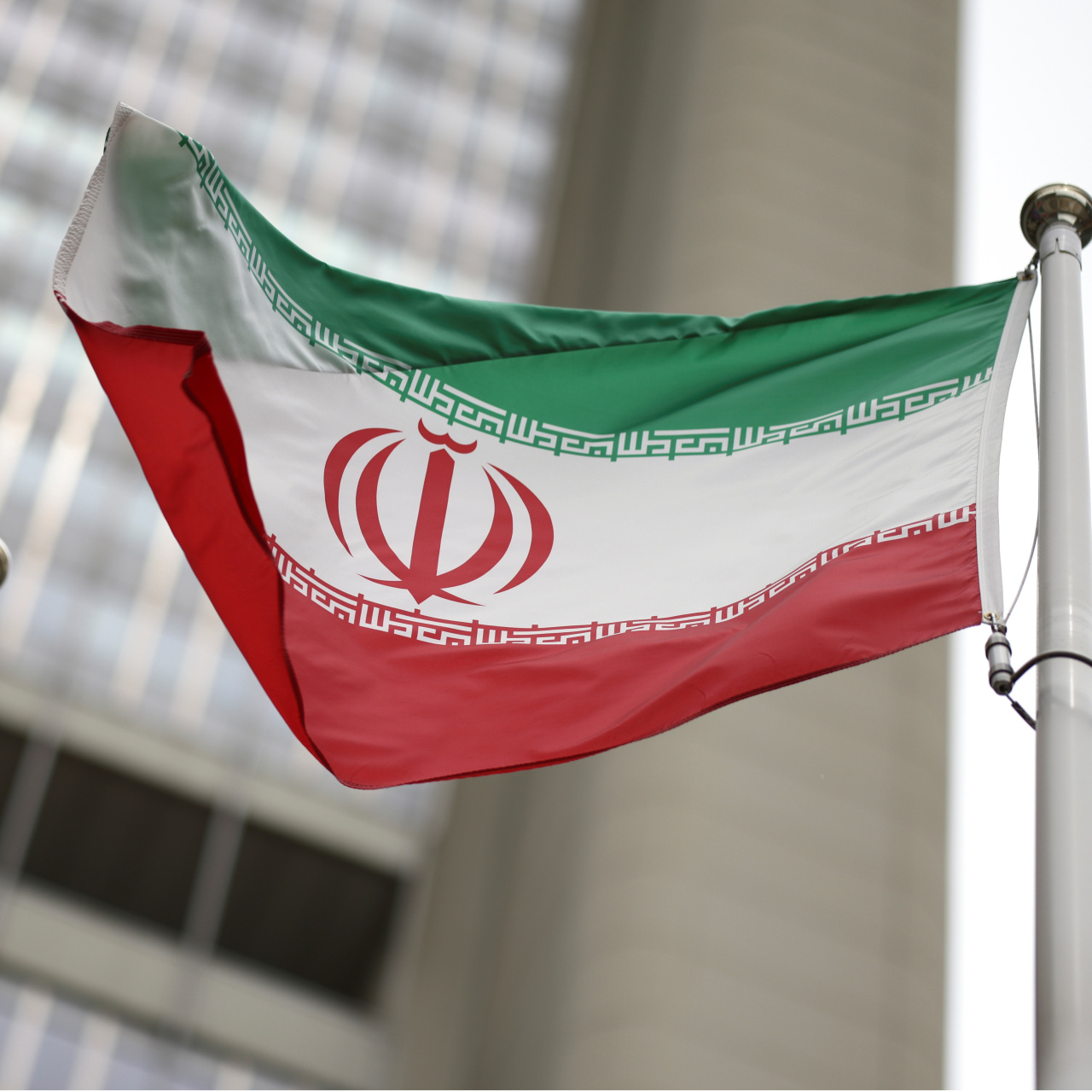 İran: ABD'nin teklifi aşırı, somut güvence gerekiyor