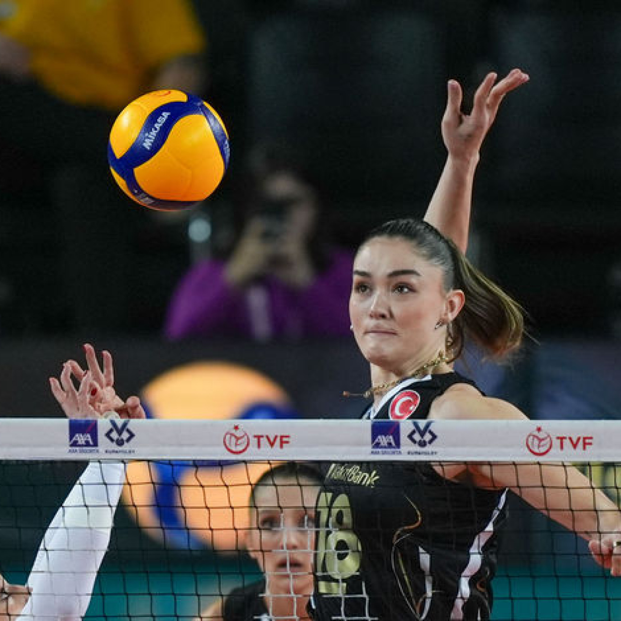 VakıfBank - Eczacıbaşı maçı saat kaçta?