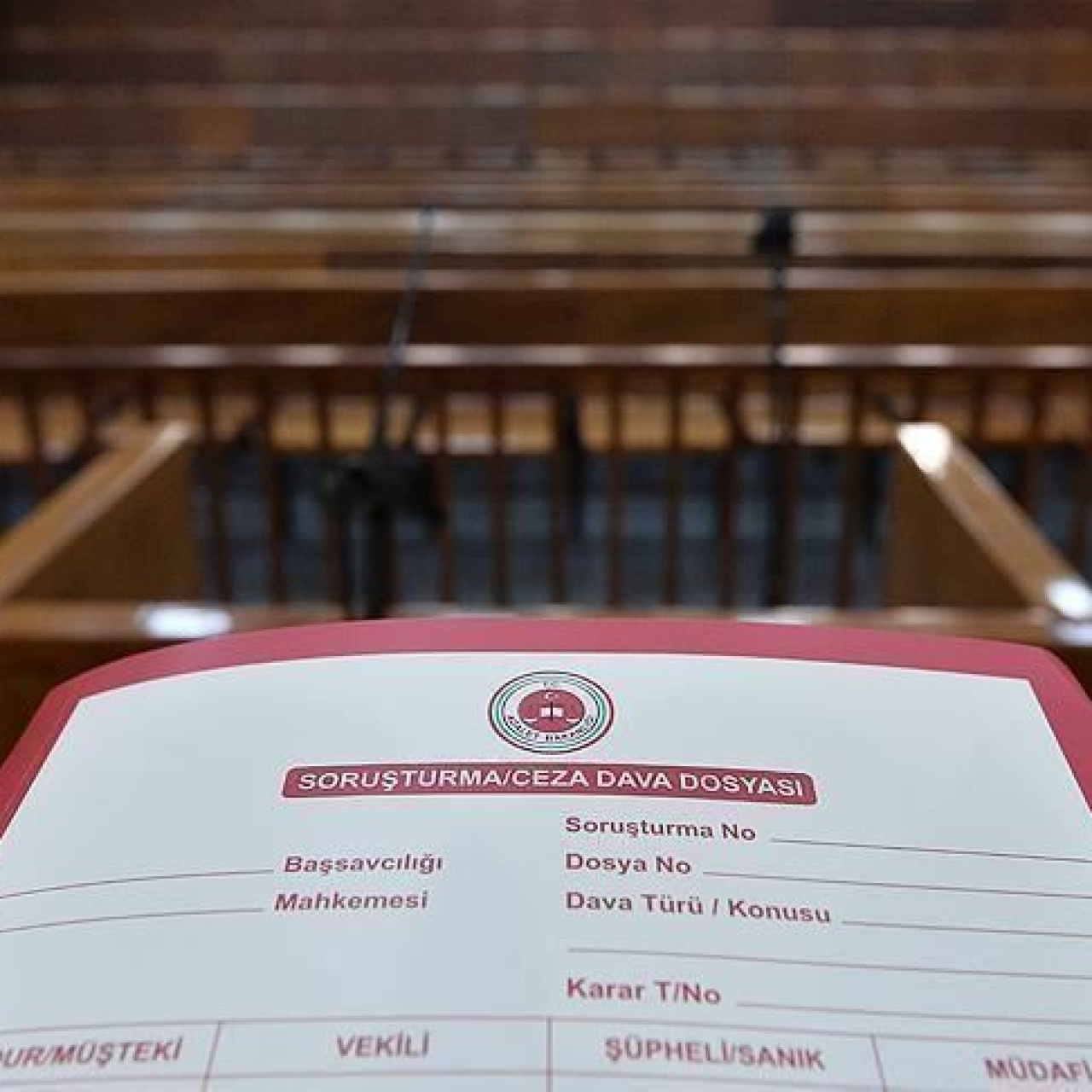 Sahte basın kartı için gözaltı talimatı