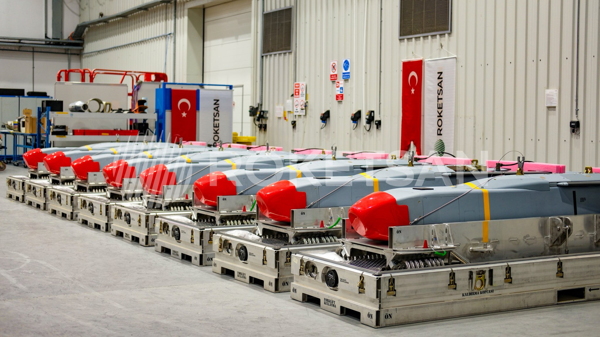TAYFUN ve SOM Füze Teslimatları Hız Kesmeden Devam Ediyor