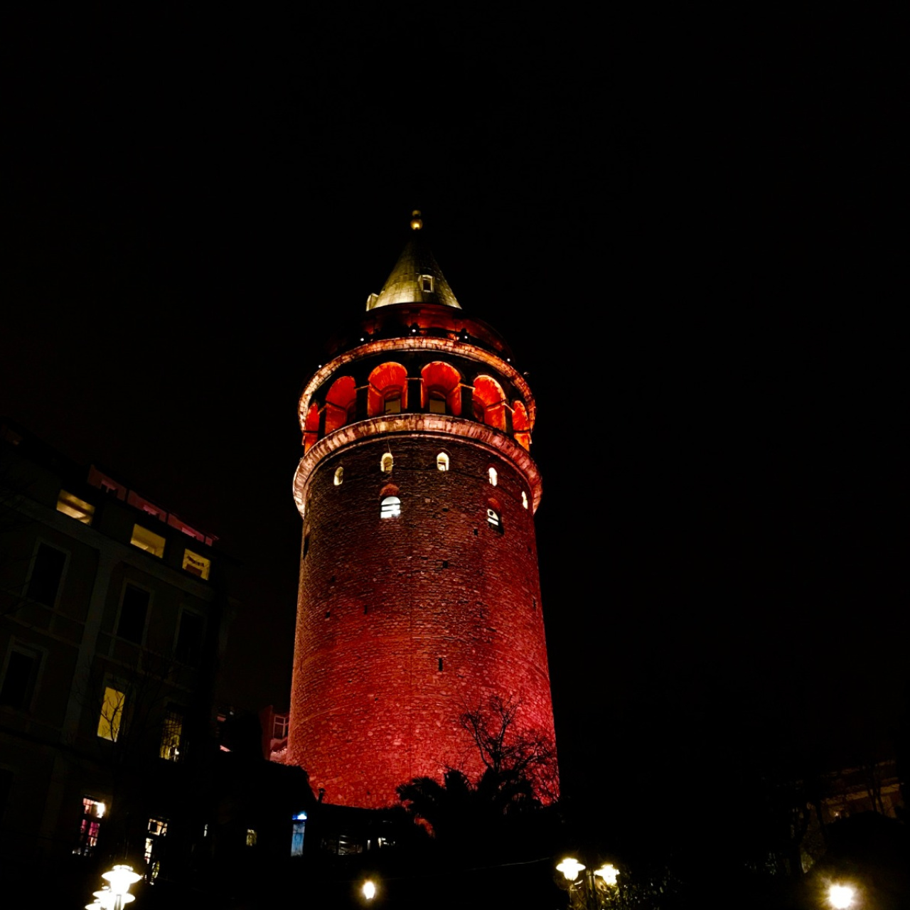 Galata Kulesi Multipl Miyelom için kırmızıya bürünecek