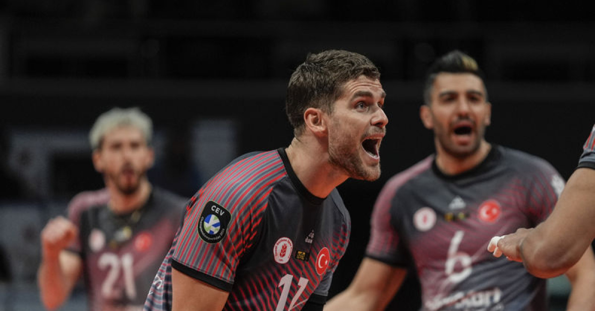 Ziraat Bankkart 3-0 Asseco Resovia'yı Mağlup Ediyor