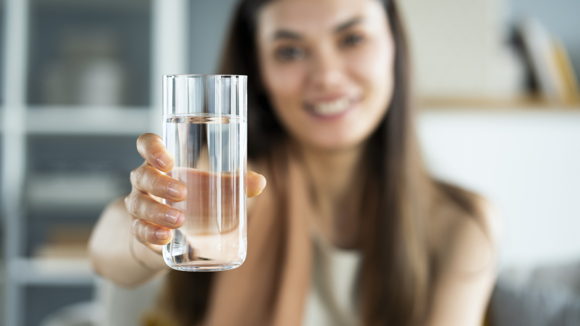 Günde Kaç Litre Su İçilmeli? Vücudun Susuzluk Sinyalleri Neler?