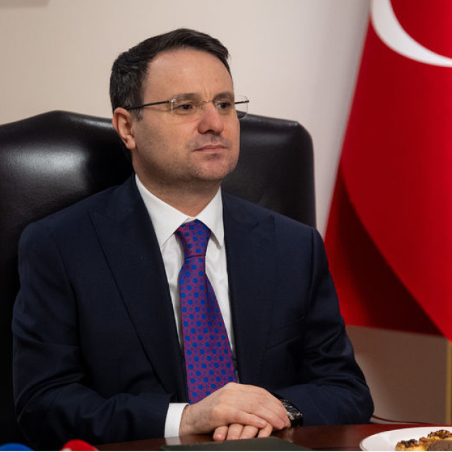 Gürlek'ten Özel'e 1 milyon liralık tazminat davası