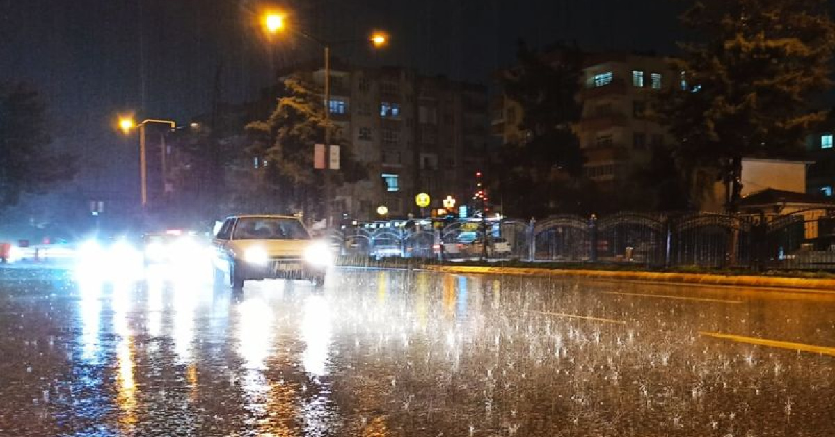 Şanlıurfa'da 4 ilçe okullarında eğitime mola verildi
