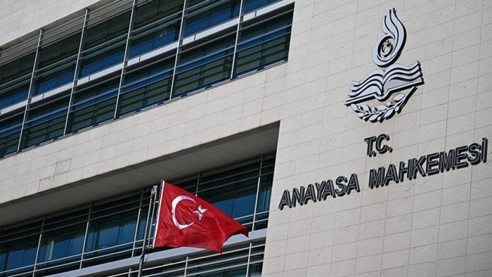 AYM'den 9 siyasi partiye mali denetim Resmi Gazete'de