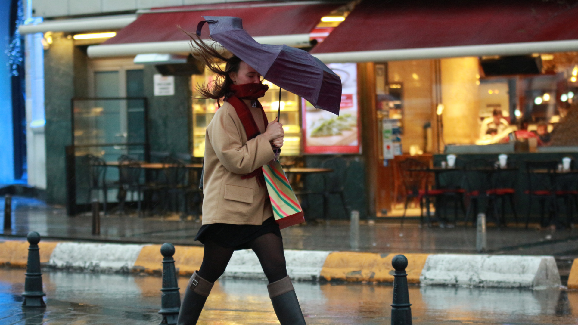 Meteoroloji'den 5 Bölge İçin Sağanak Yağmur Alarmı: Çığ Tehlikesi Uyarısı