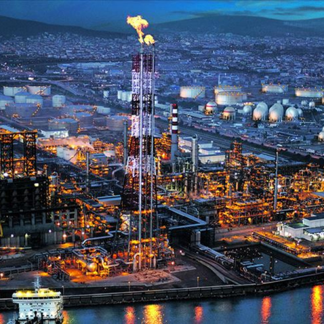 Koç Holding'ten Tüpraş'ta hisse satışı