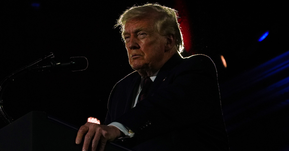 Trump, İran'adöngüden çıkma çabası