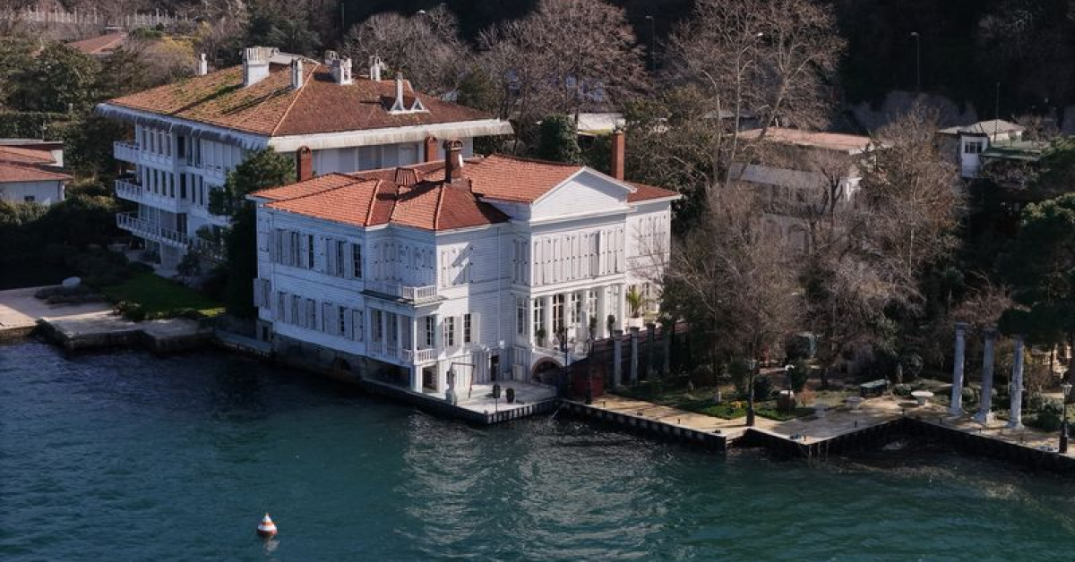 Kurtlar Vadisi Yalısı Satışa Çıkıyor