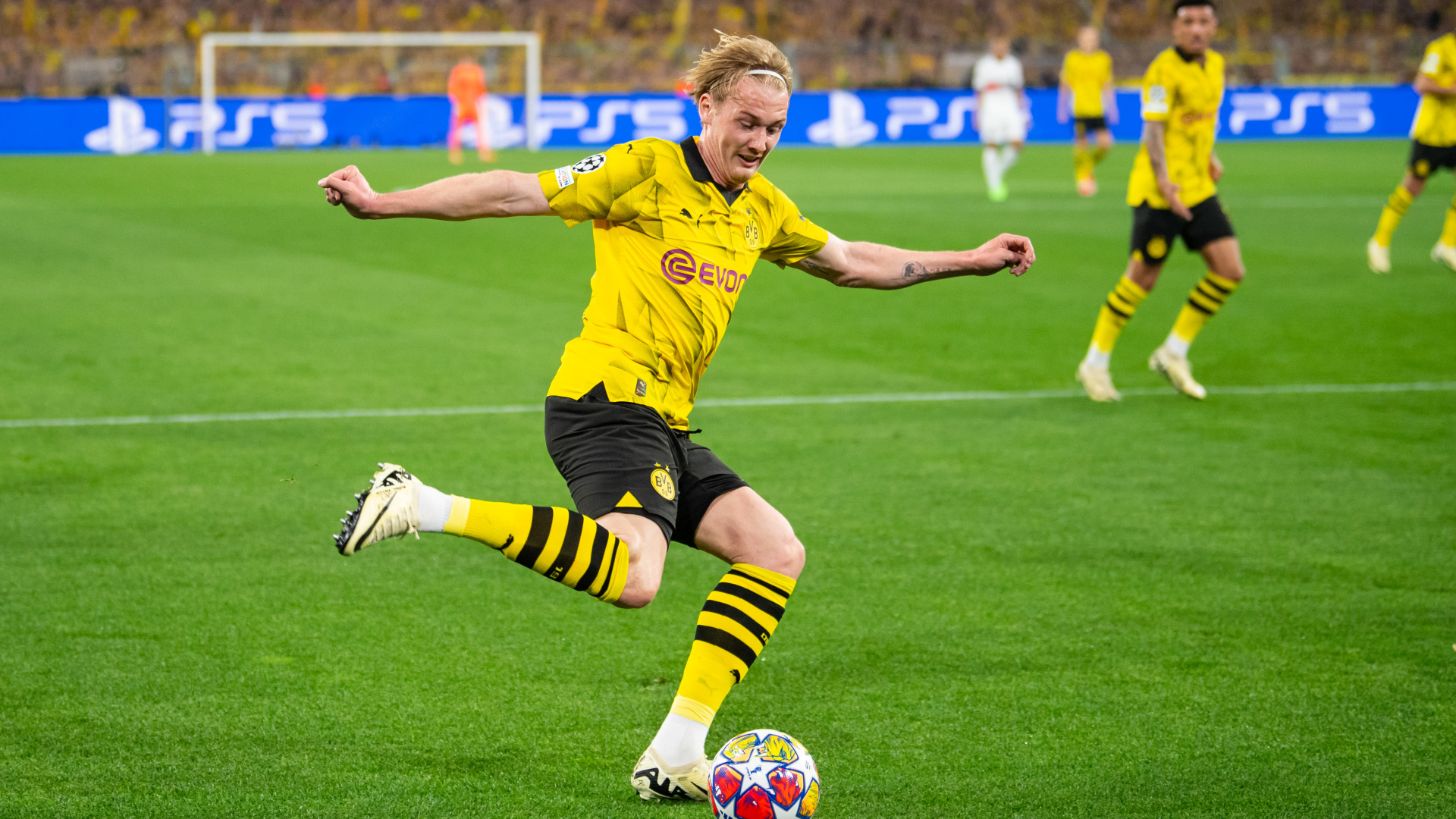 Fenerbahçe'de hedef Julian Brandt - Son dakika FB transfer haberi - Futbol Haberleri