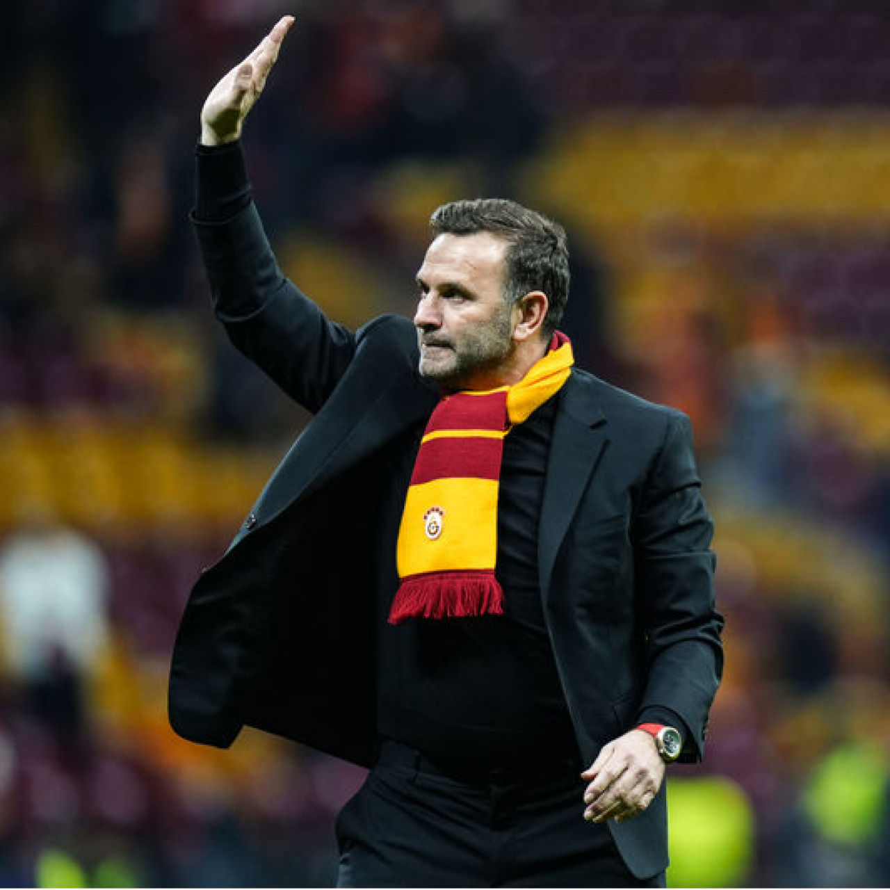 Okan Buruk'a 3 talip birden!