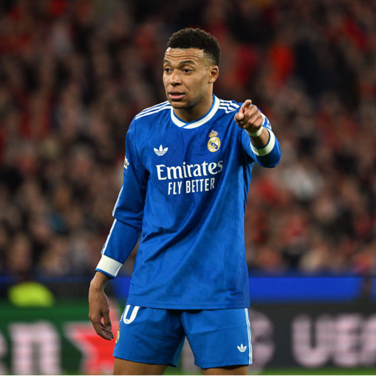 Mbappe'de 'yanlış diz' skandalı!