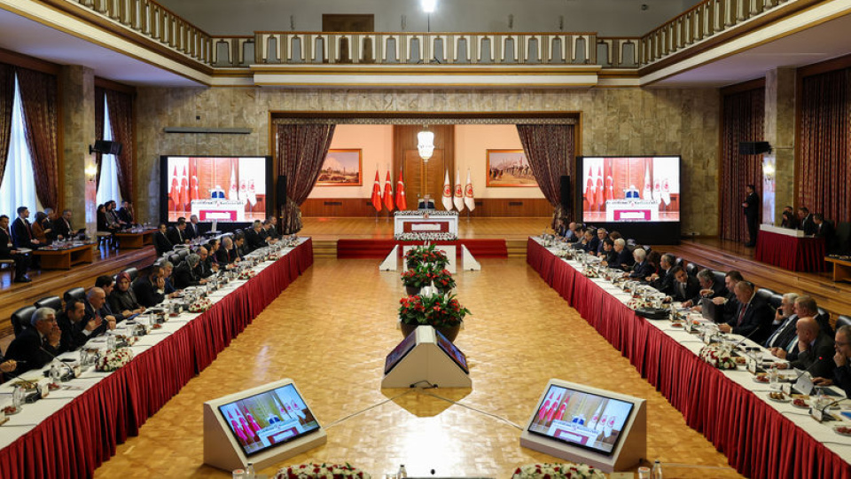 AK Parti'de süreç mesaisi