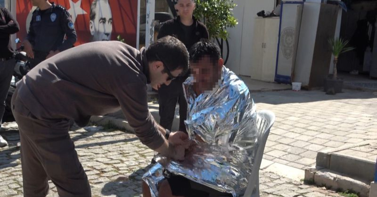 Antalya'da Kano Suya Düşen ve Polisle Kurtarılan