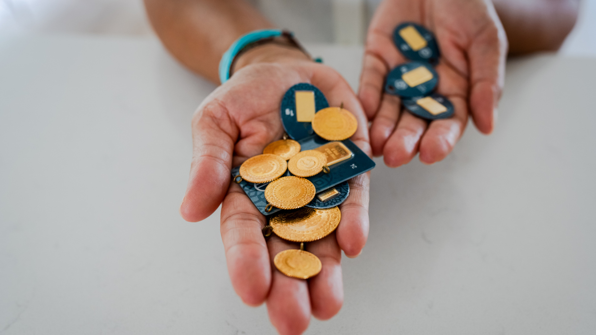 CANLI ALTIN FİYATLARI 26 MART 2026: Bugün Cumhuriyet altını, tam altın, yarım altın, çeyrek altın, gram altın, 14 ve 22 ayar bilezik ne kadar?