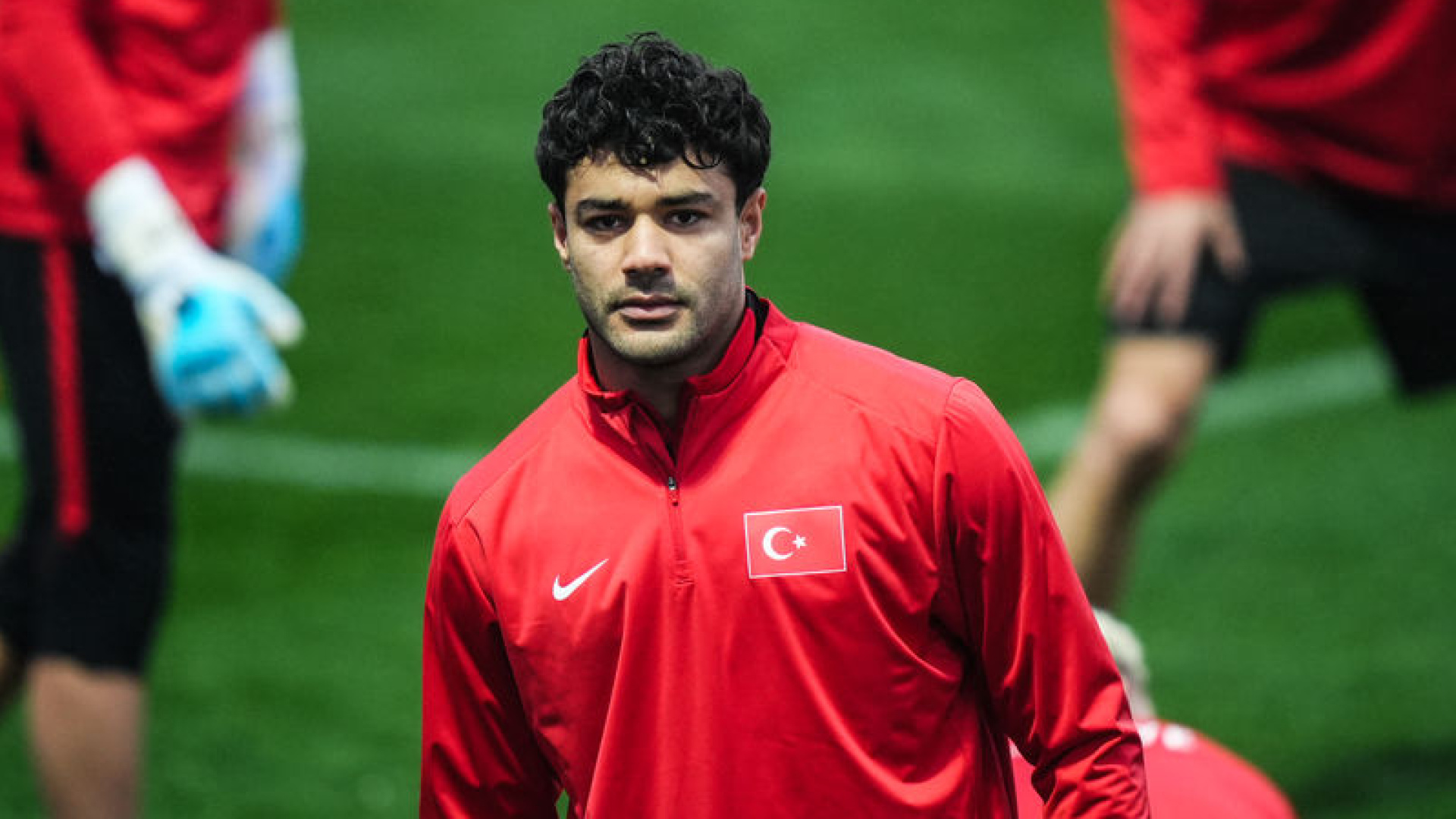Ozan Kabak 22 Maç Sonra Milli Formayı Giydi, Romanya Karşılaşmasında Sahaya Çıktı