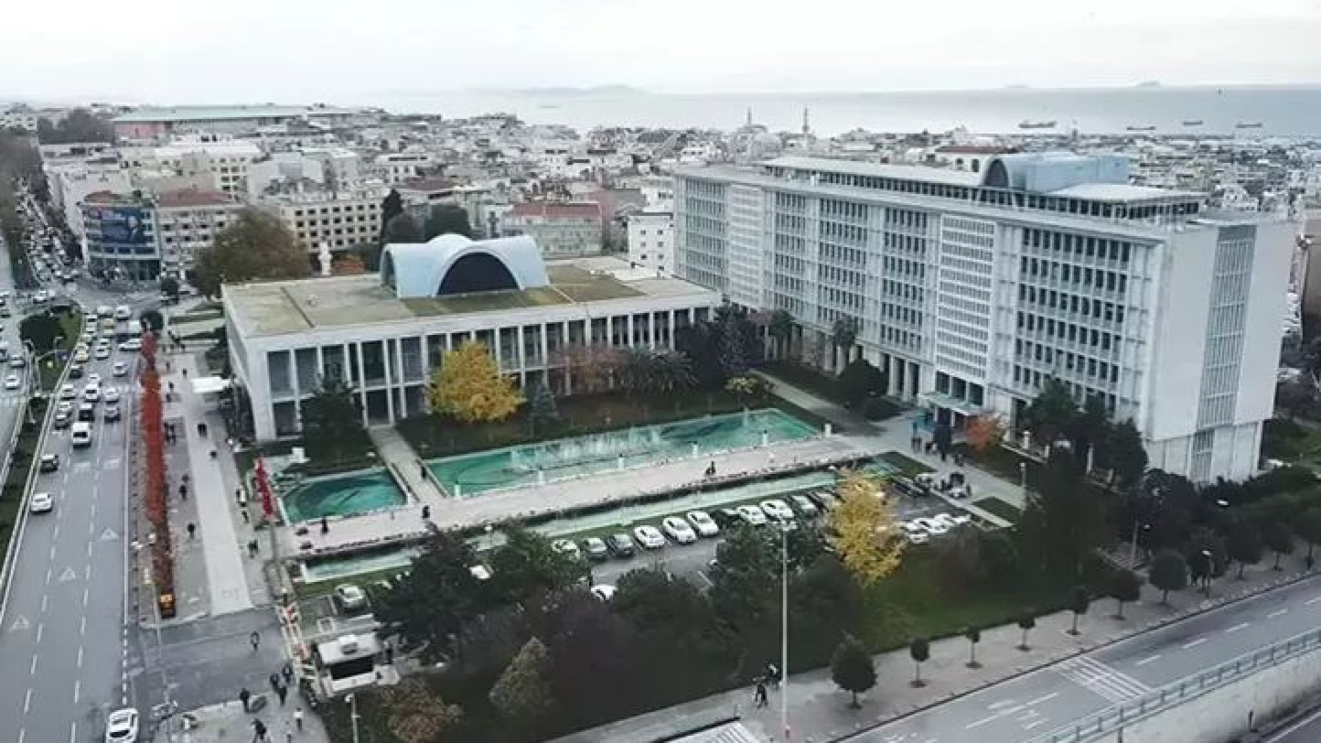 İBB Yolsuzluk Davasında Duruşma 30 Mart'a Ertelendi, İmamoğlu ve 406 Sanık Hakim Karşısında