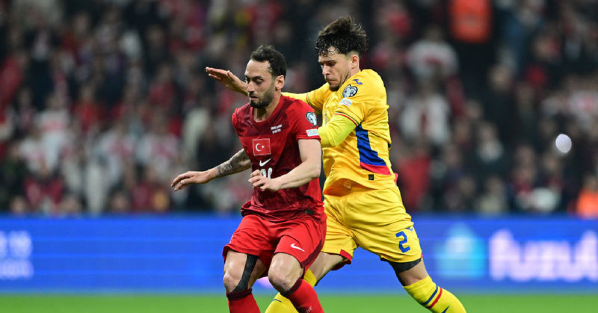 Hakan Çalhanoğlu: Herkes sahada görevini yapmaya çalışıyor