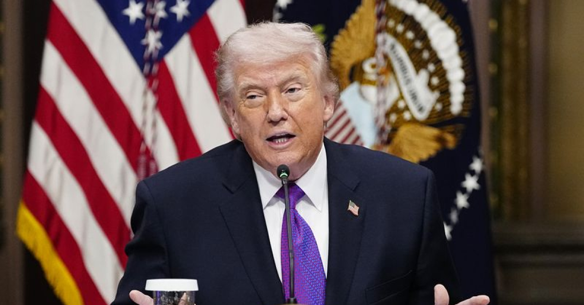 Trump: İran'laanlaşma yapmak için yalvarıyor