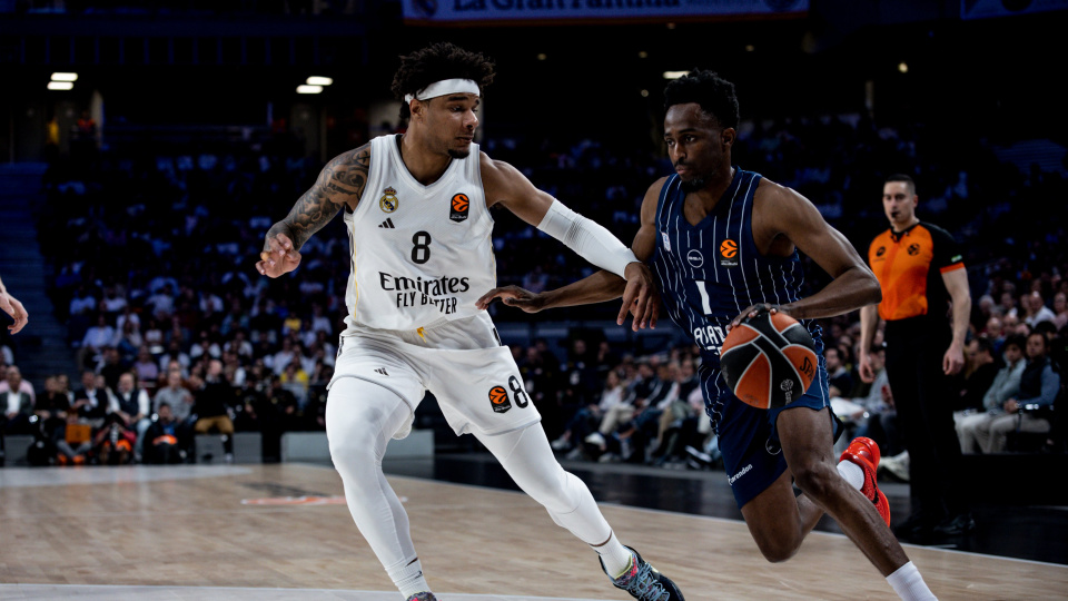 Anadolu Efes, Real Madrid'e kaybetti!