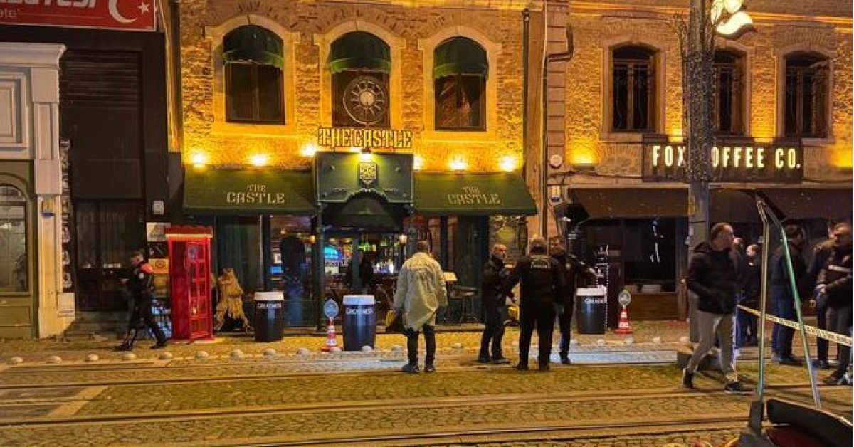 Kocaeli'desilahlı saldırı! 2 ölü, 3 yaralı