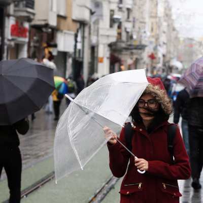 Yeni yağışlı sistem geliyor! Sağanak ve kar var