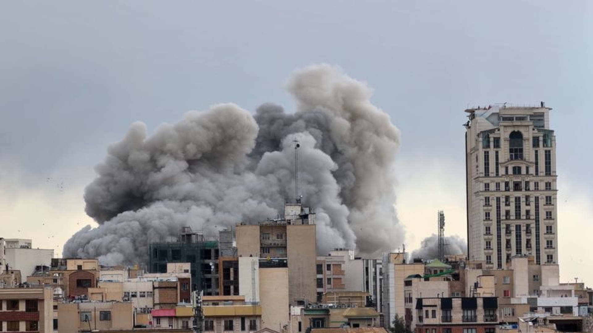 ABD-İsrail İran Savaşı'nda Son Durum: Tahran'a Geniş Çaplı Saldırı Tamamlandı