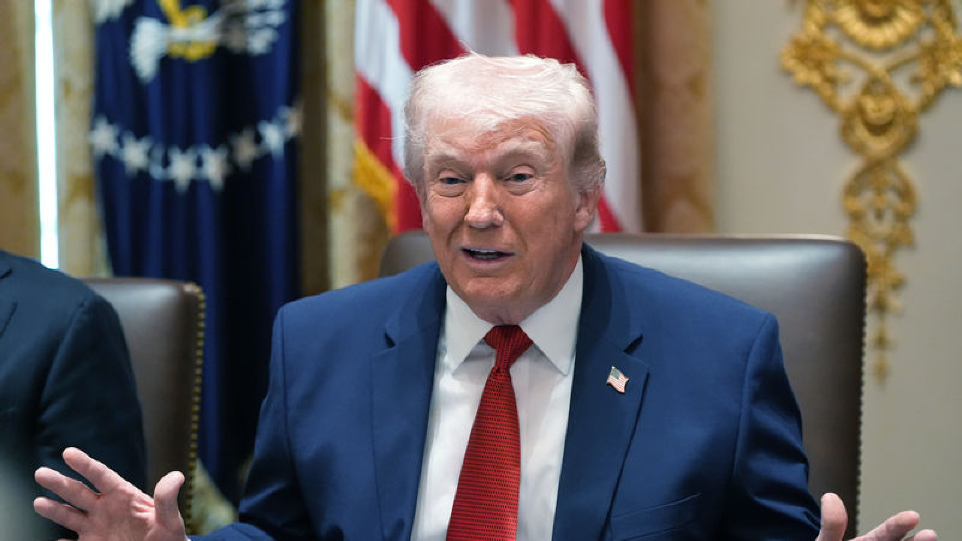 Beyaz Saray'dan 'Gizemli' Trump Fotoğrafı: 12 Saatte 25 Milyon Görüntülenme