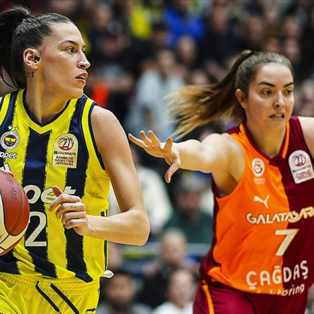 Halkbank KBSL'de final maçının tarihi belli oldu!