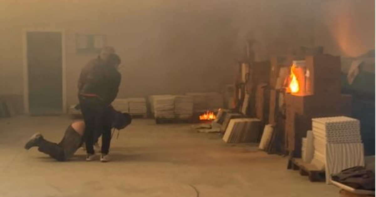 Antalya'daki Gece Bekçisi İş Yerini Ateşe Verdi