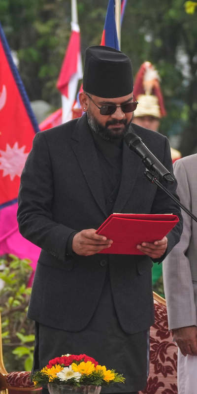 Eski rapçi başbakan oldu