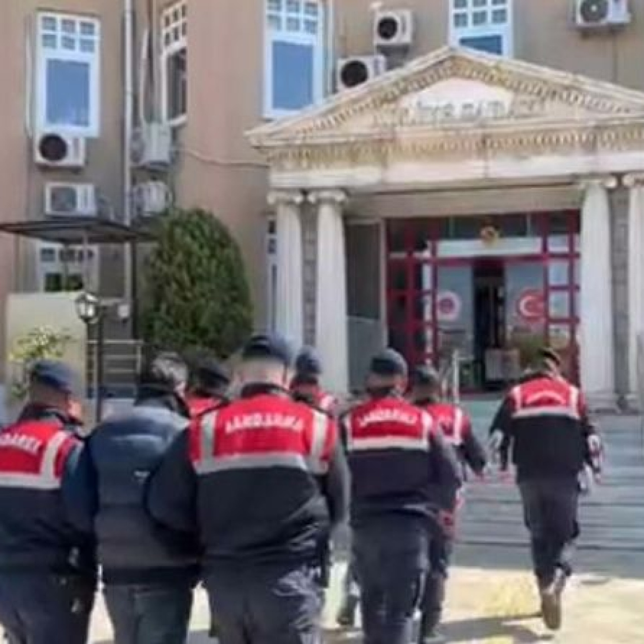 101 kaçak göçmen yakalandı