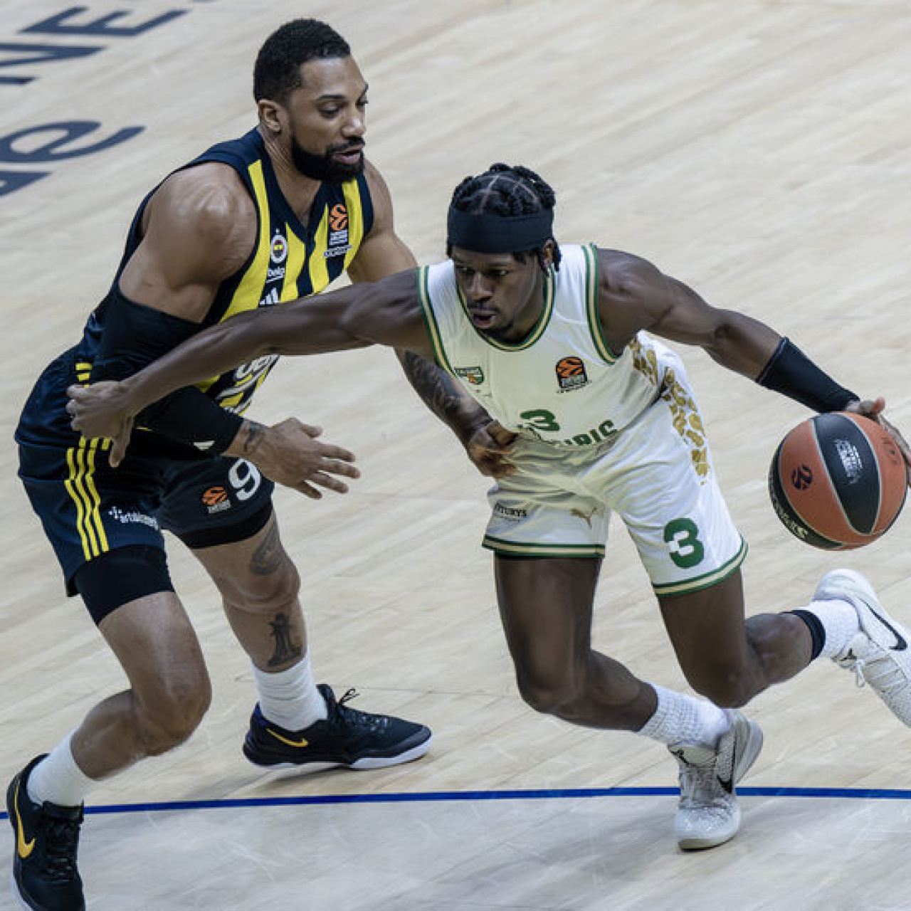 "Fenerbahçe Beko'yla kardeş takım gibiyiz"