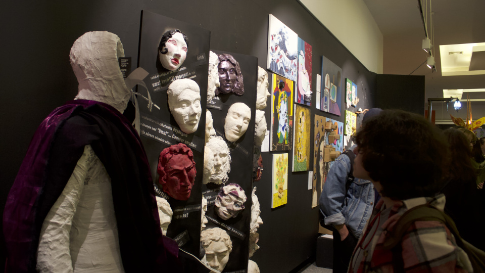 'Mutluluğun Bienali' 1 Nisan'da başlıyor