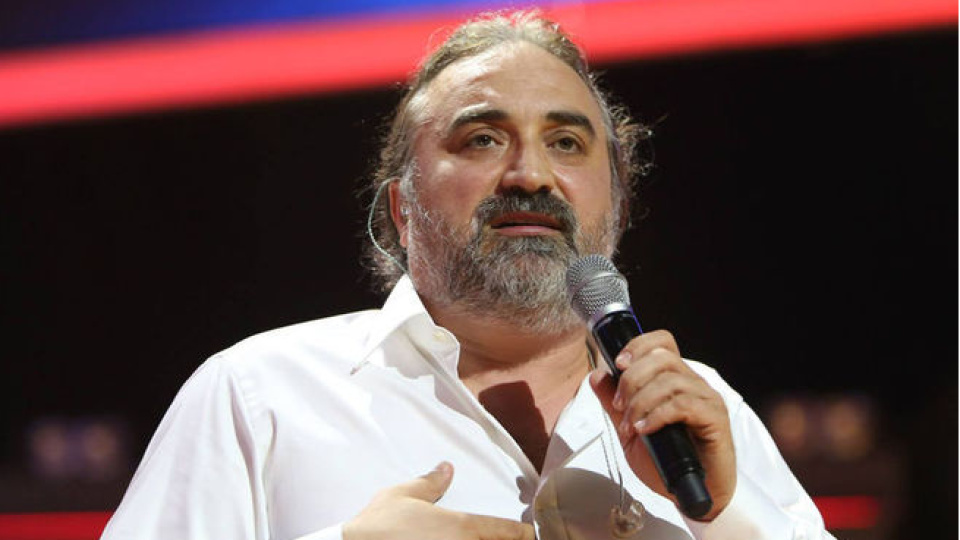 Mezarı başında anılacak